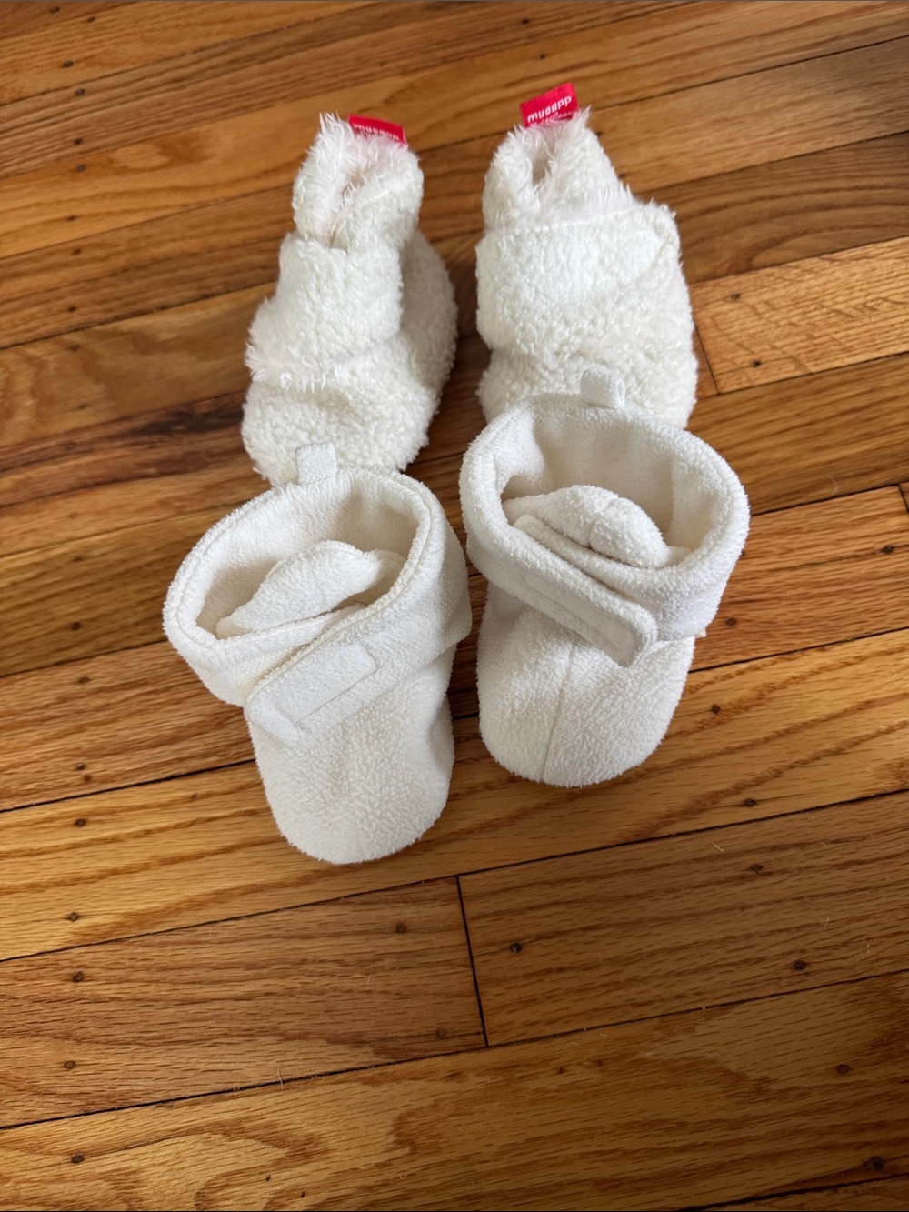 Cozy White Baby Booties with Hook-and-Loop Closure (set of 2) 0-6 months